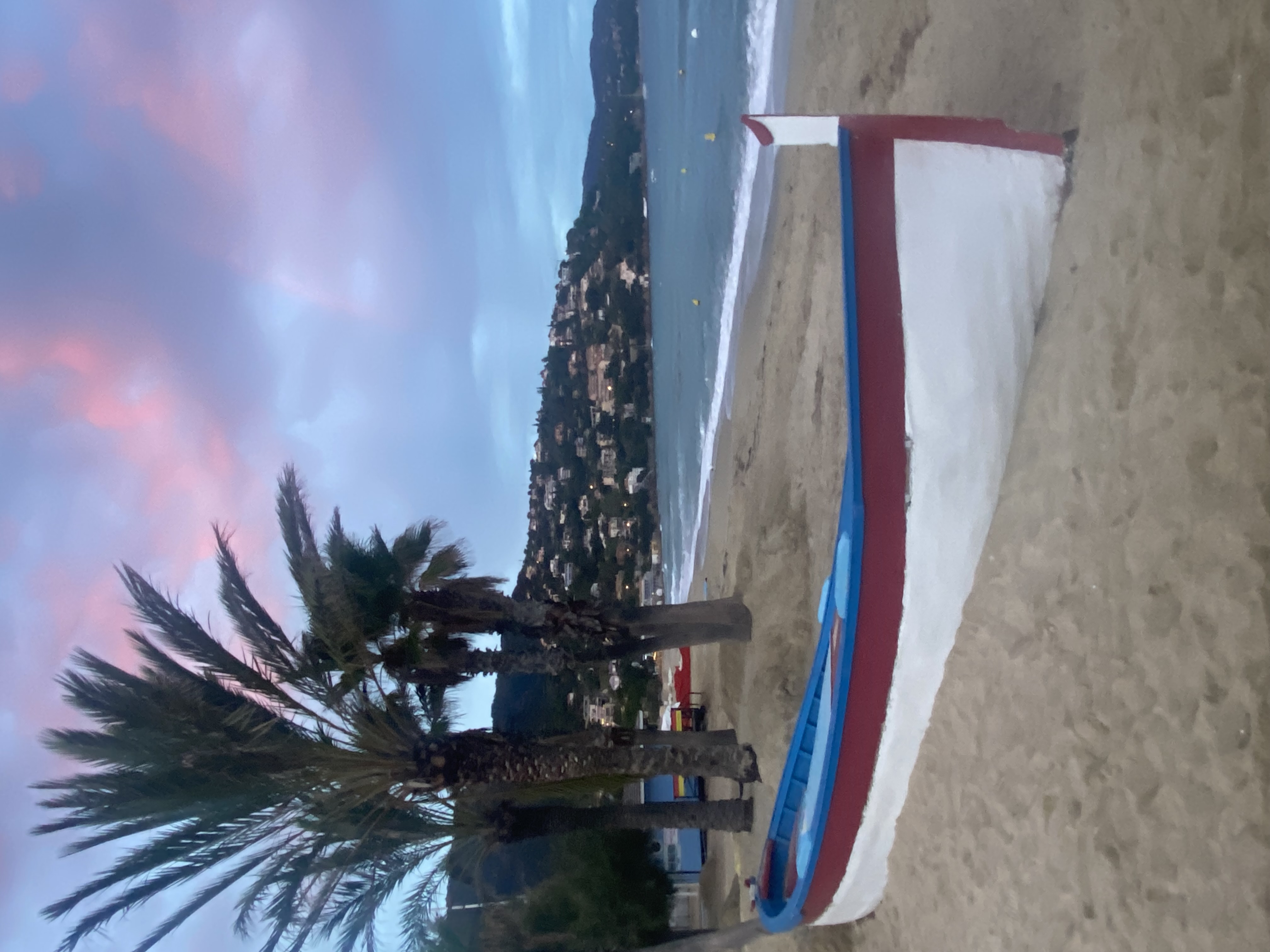 Appartement T4 à Le Lavandou, Côte d'Azur — photo 1